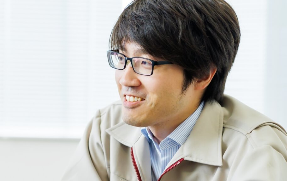 描画装置技術部　システムテクノロジー　A.T.