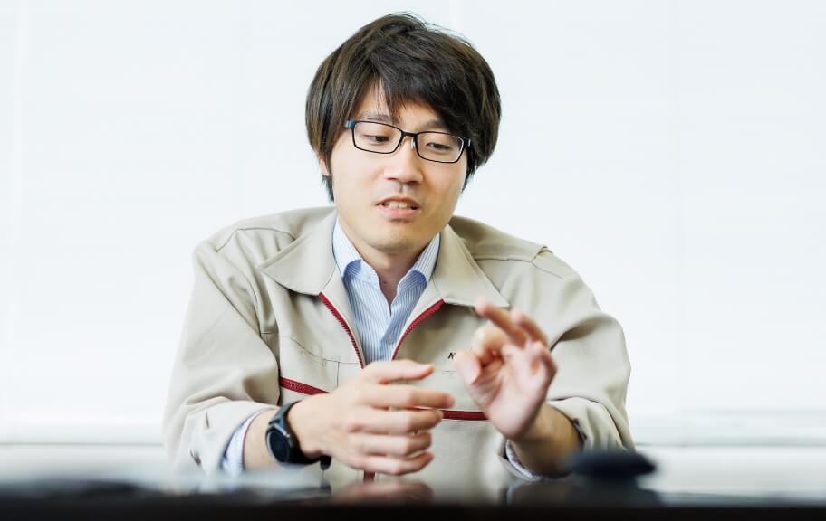 描画装置技術部　システムテクノロジー　A.T.