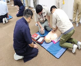 AED講習会の写真